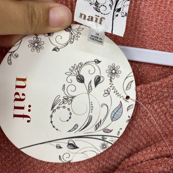 Naif Pink Short Sleeve Textured Soft Shirt Light Weight Sweater NEW Size Small - Picture 6 of 9